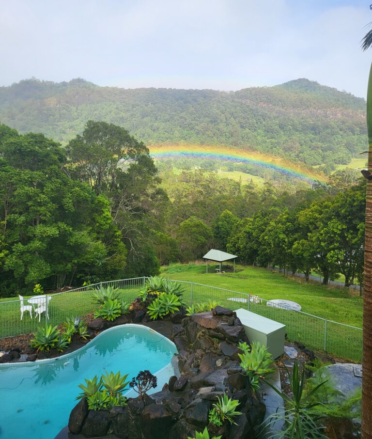 Spectacular Natural Setting Gold Coast Hinterland Couples Retreat